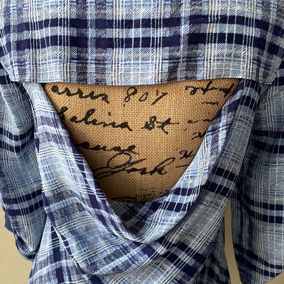 BCBGMaxArzia “Daria” top - Picture 7 of 11